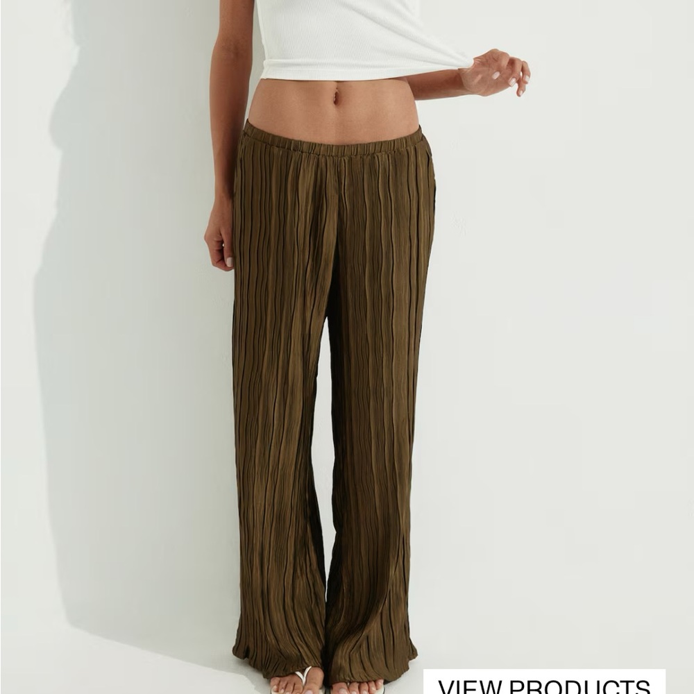 H&M crinkled pull on pants